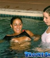 Brooke Skye gettin wet